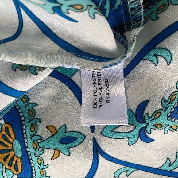 Violet and Claire Tunic Blouse,  with V-neck and 3/4 sleeves Size: 2X - Picture 13 of 13